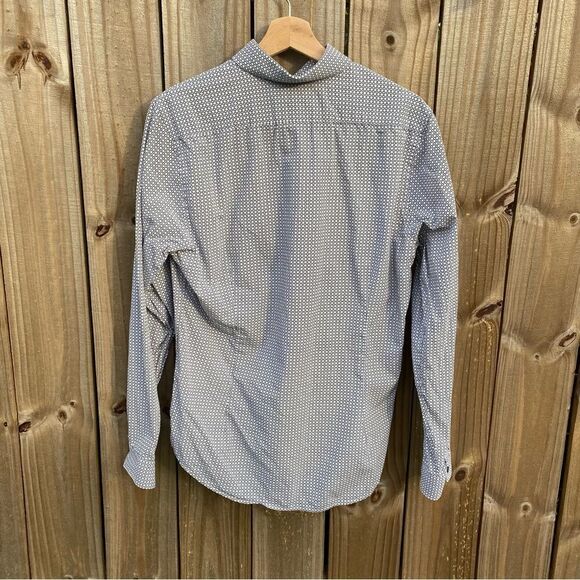 Express Circle Geo Print Stretch Button Down Shirt - Picture 4 of 5